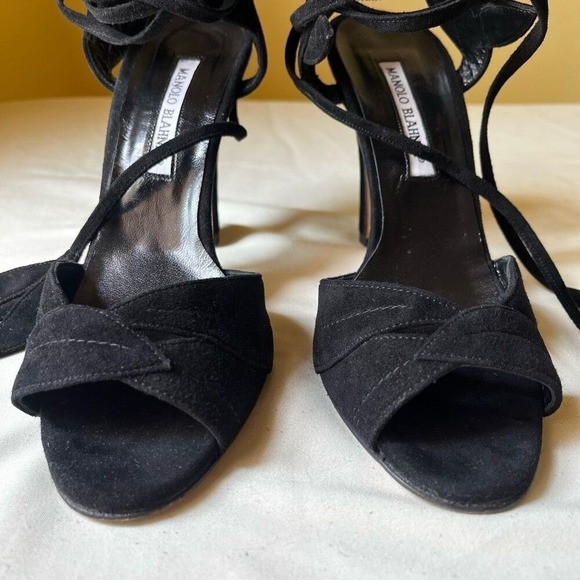 Manolo Blahnik Cherry Lace-Up Sandals 38.5 Black Suede Ivy Shoe 2003 Remake - Picture 8 of 16